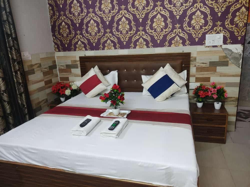 Hotel Sun Shine Inn Lucknow Exteriör bild